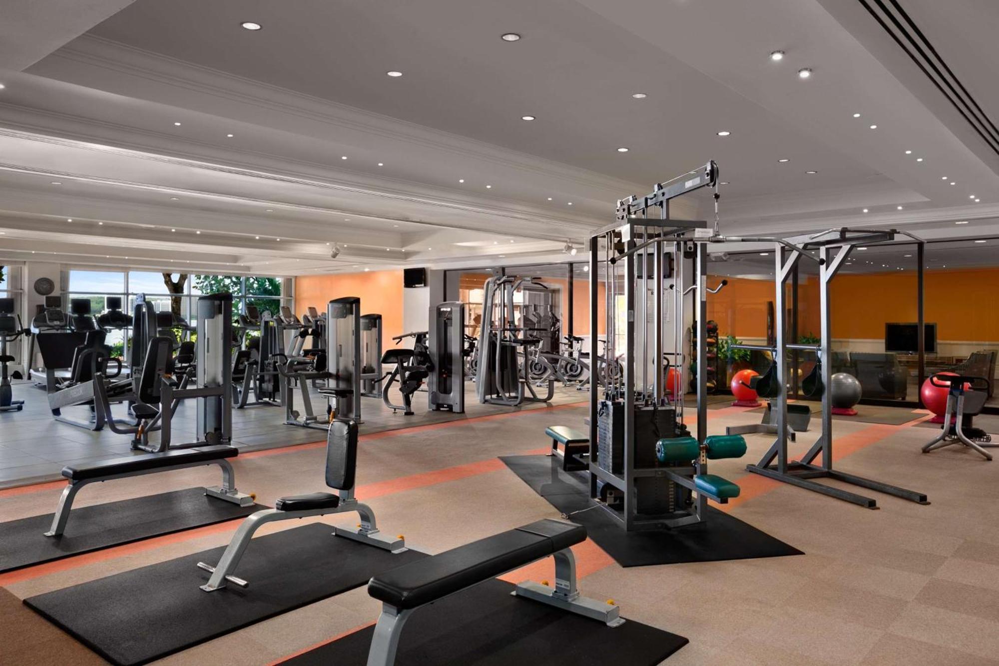 Hilton Guam Resort & Spa Тумон Екстериор снимка
