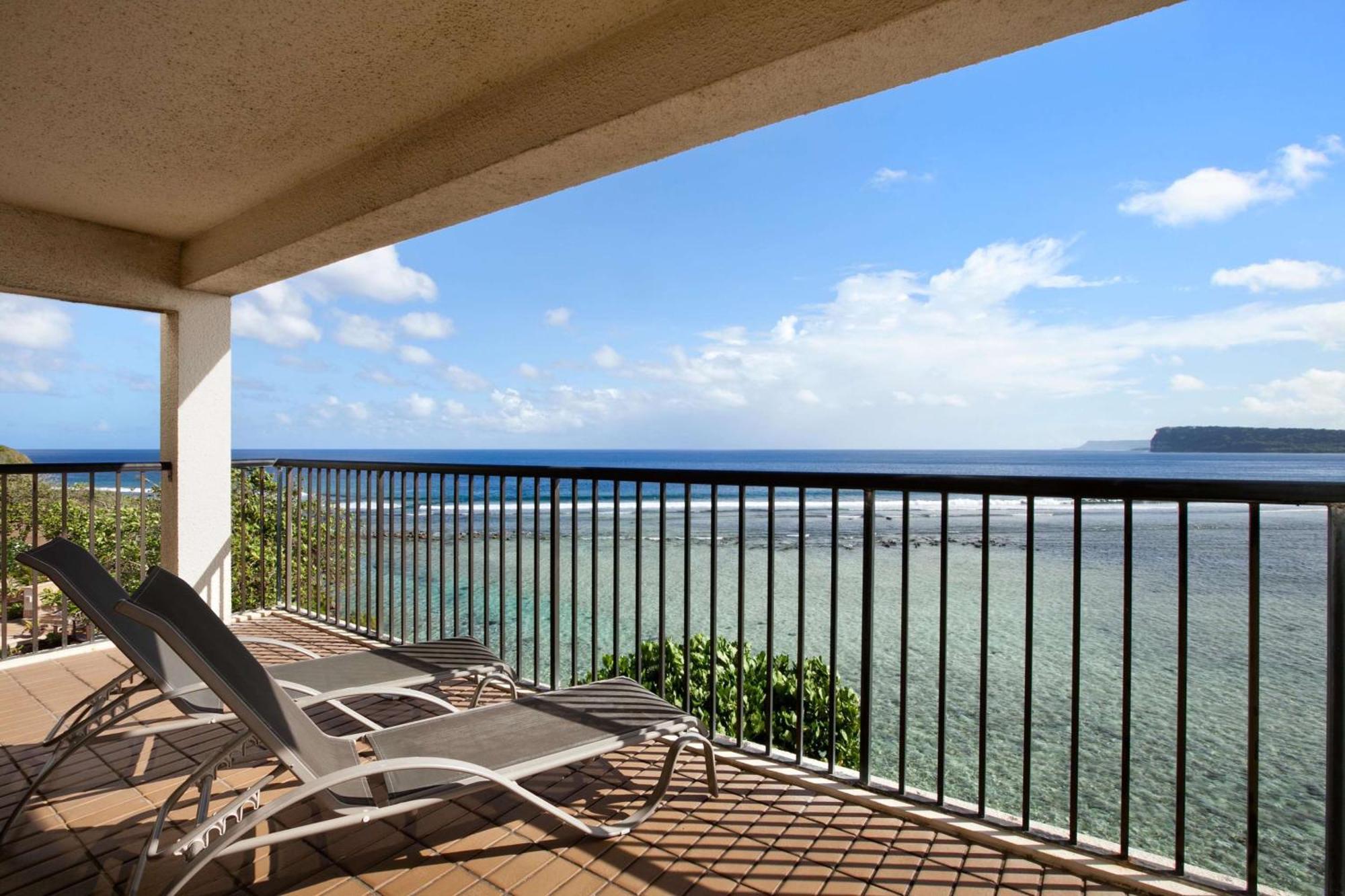 Hilton Guam Resort & Spa Тумон Екстериор снимка