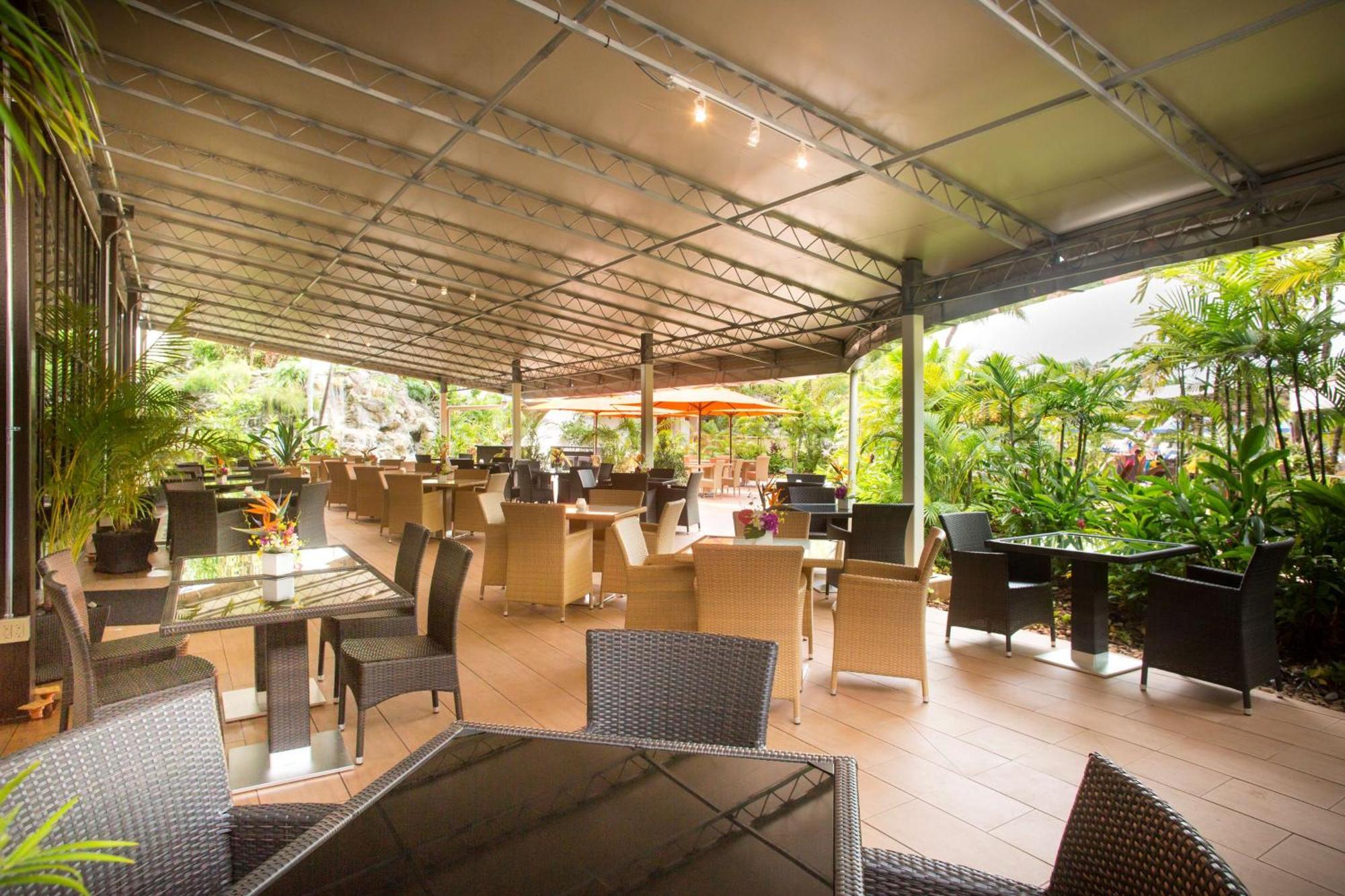 Hilton Guam Resort & Spa Тумон Екстериор снимка