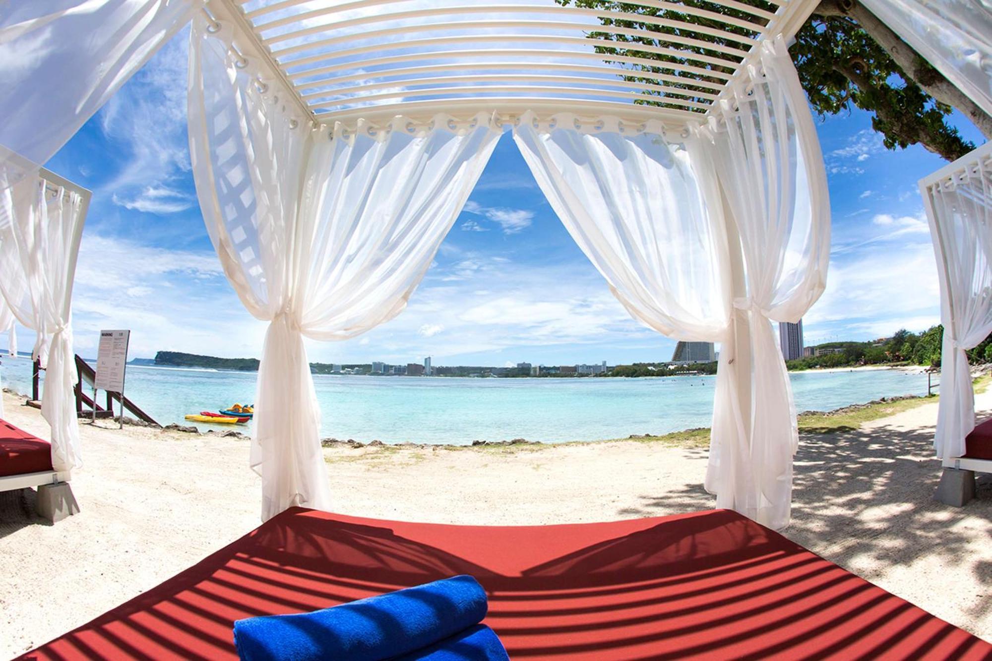 Hilton Guam Resort & Spa Тумон Екстериор снимка