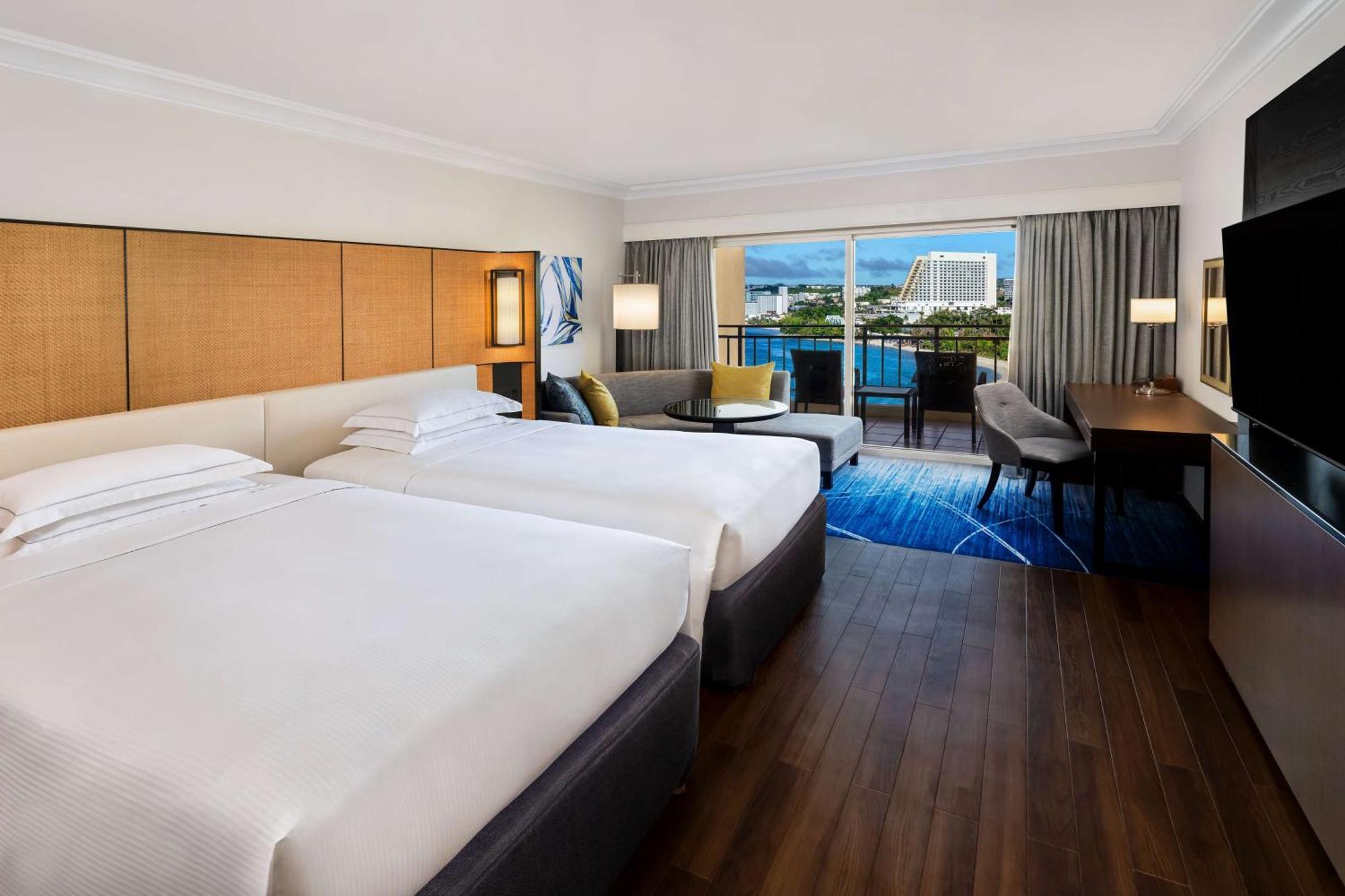 Hilton Guam Resort & Spa Тумон Екстериор снимка