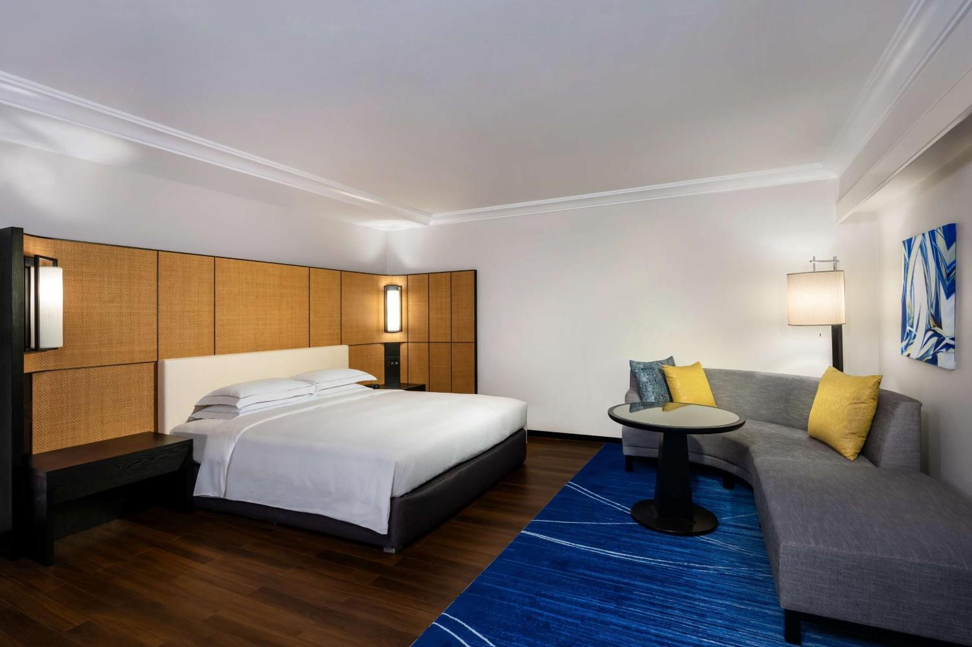 Hilton Guam Resort & Spa Тумон Екстериор снимка