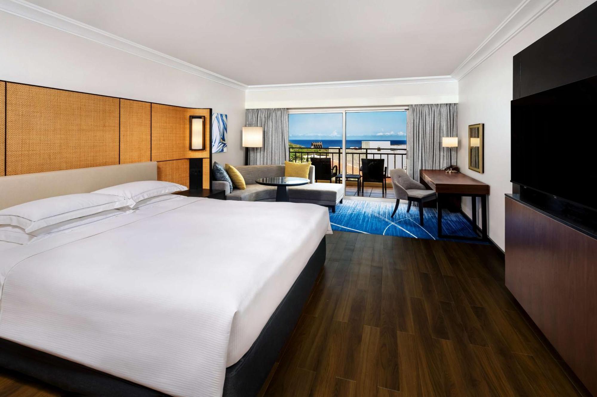 Hilton Guam Resort & Spa Тумон Екстериор снимка