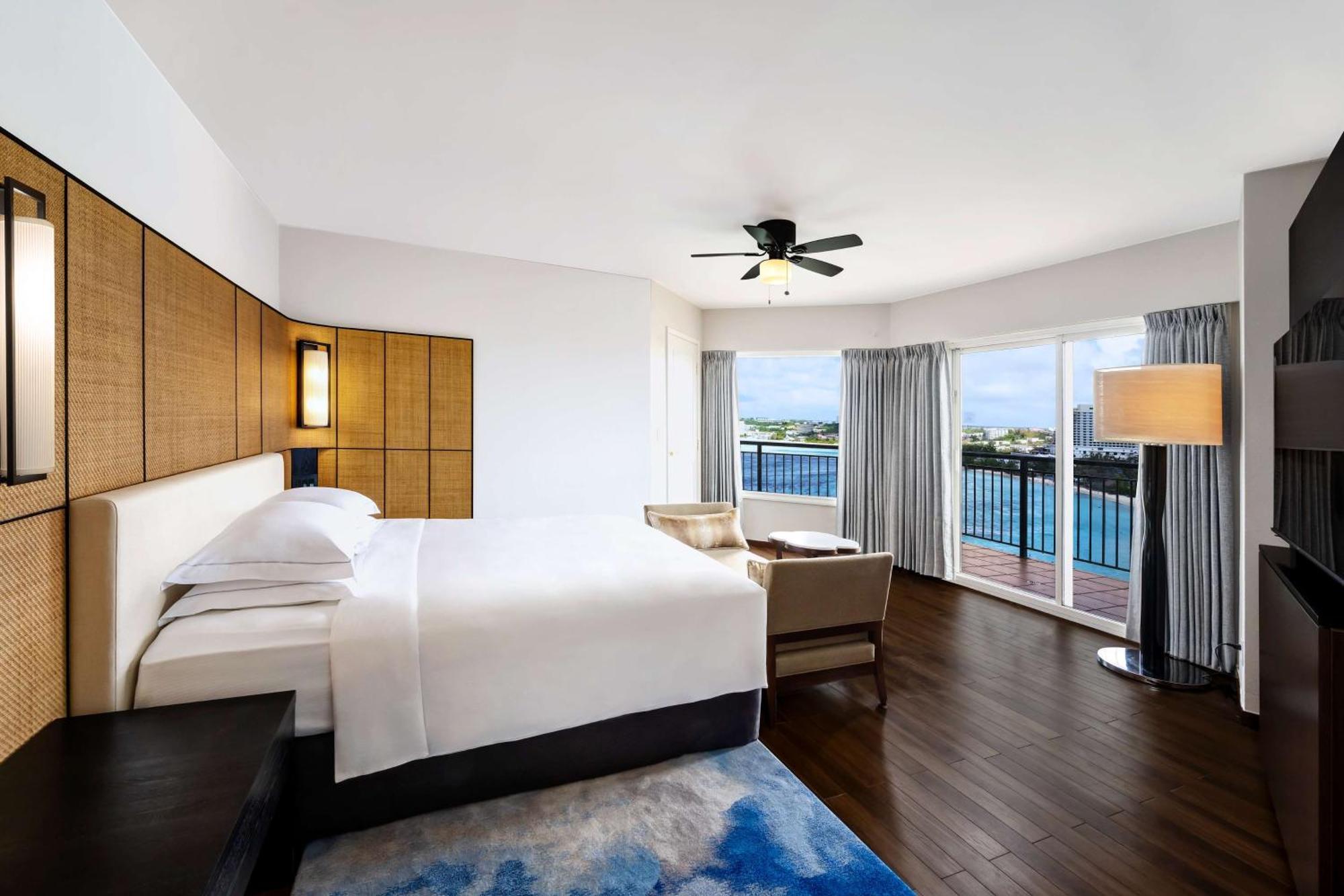 Hilton Guam Resort & Spa Тумон Екстериор снимка
