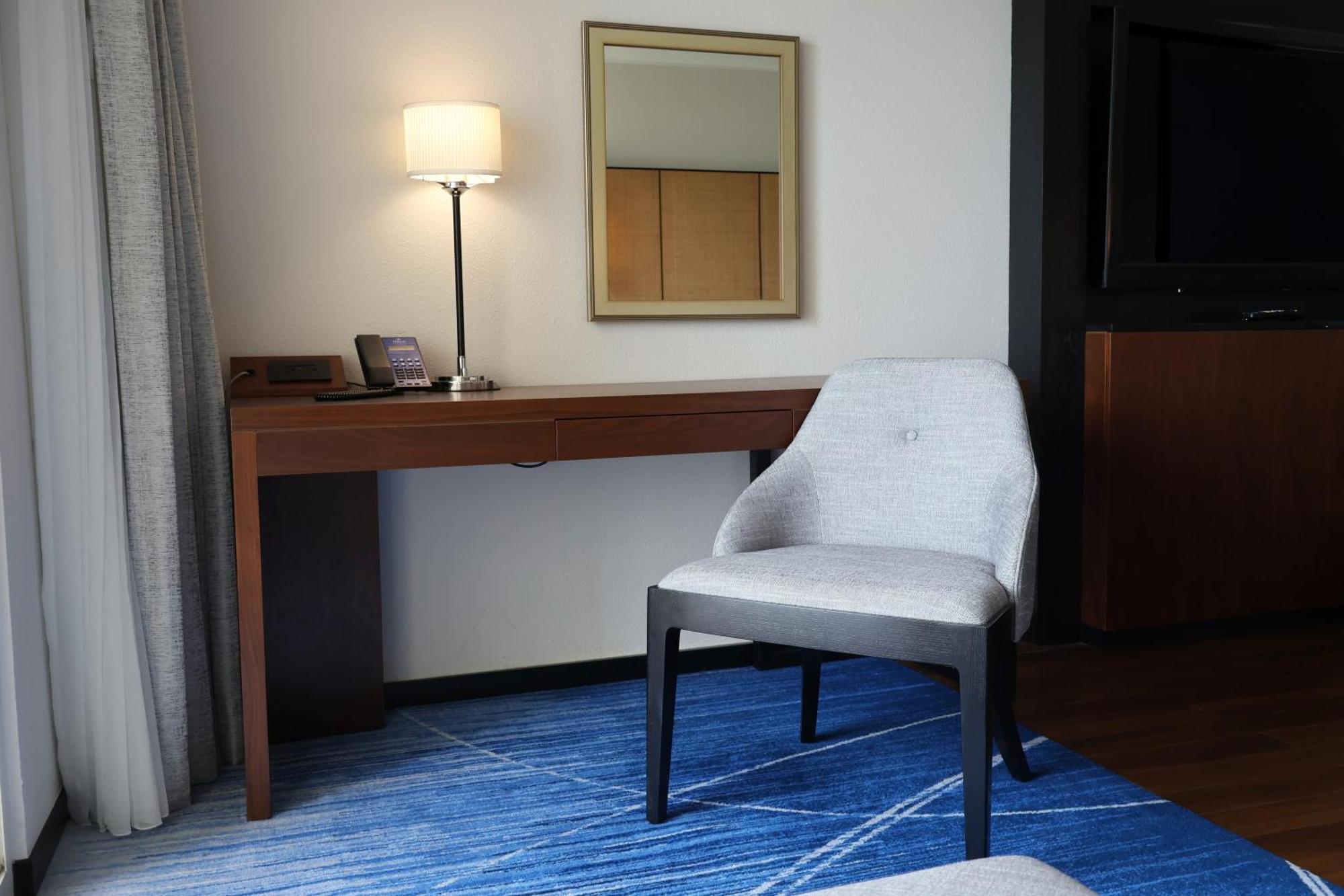 Hilton Guam Resort & Spa Тумон Екстериор снимка