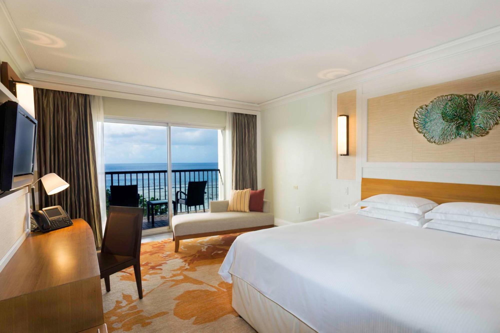 Hilton Guam Resort & Spa Тумон Екстериор снимка