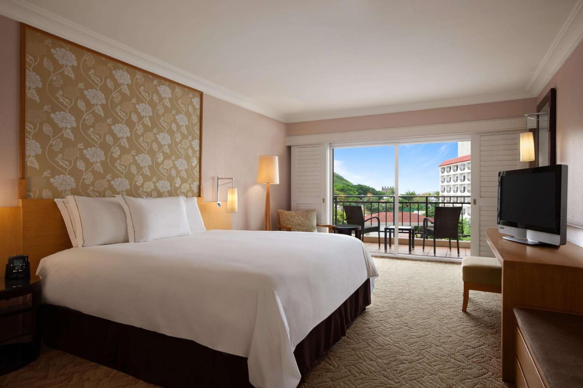Hilton Guam Resort & Spa Тумон Екстериор снимка
